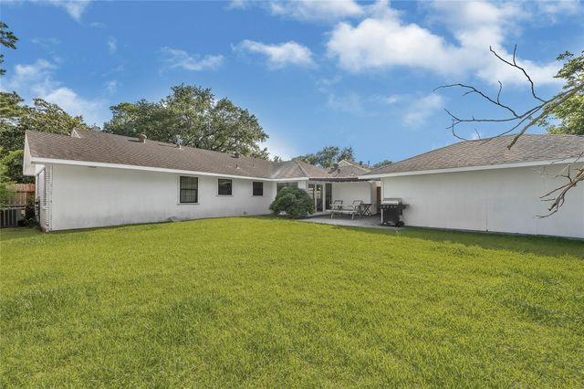 5604 Flack, Houston, TX 77081