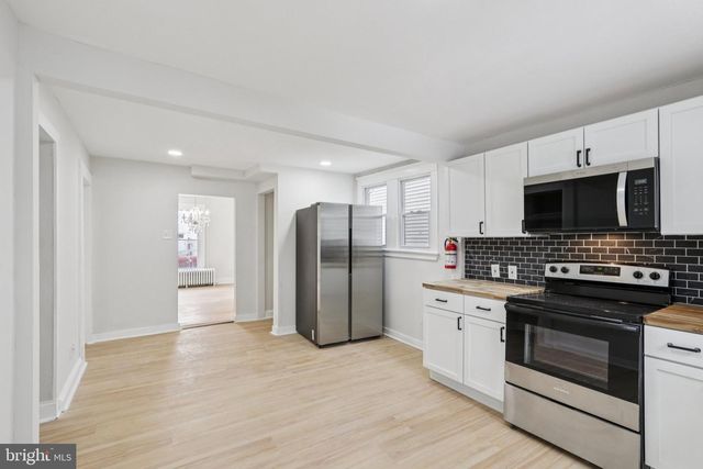 409 E MAIN ST, Millville, NJ 08332