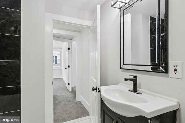 409 E MAIN ST, Millville, NJ 08332