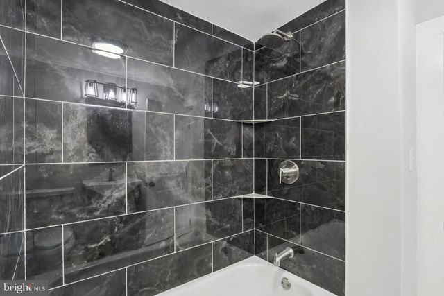 409 E MAIN ST, Millville, NJ 08332