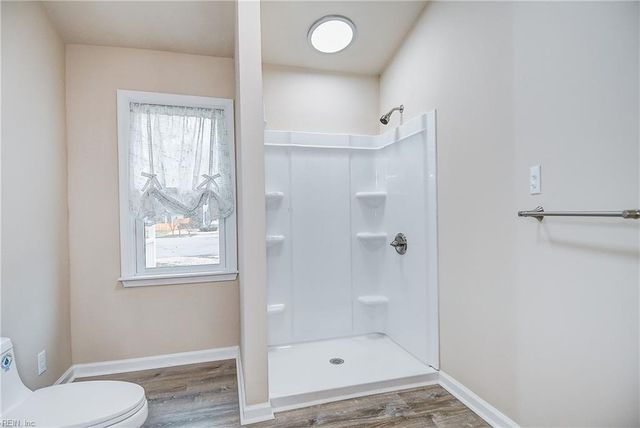 1300 Danielle CT, Chesapeake, VA 23320