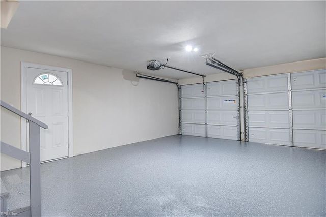 1300 Danielle CT, Chesapeake, VA 23320