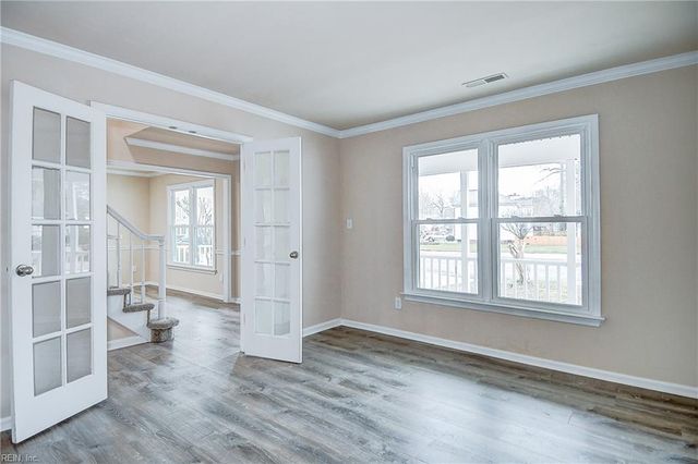 1300 Danielle CT, Chesapeake, VA 23320