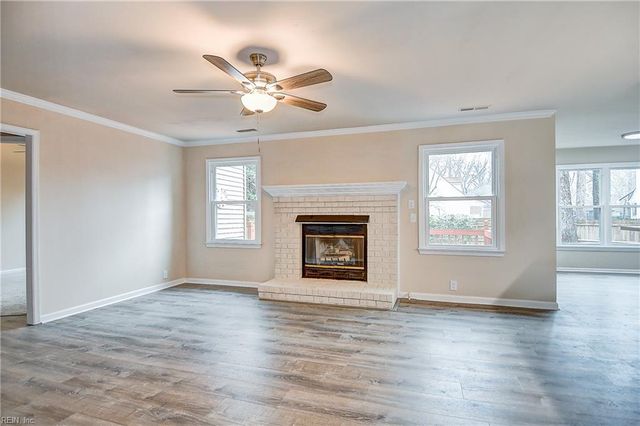 1300 Danielle CT, Chesapeake, VA 23320