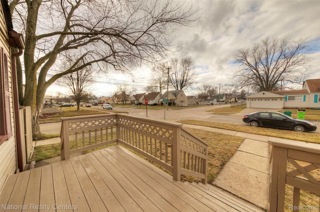 5808 Gilman Street, Garden City, MI 48135
