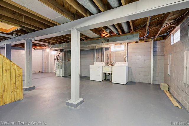 5808 Gilman Street, Garden City, MI 48135