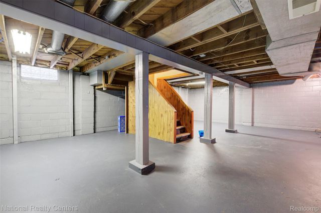 5808 Gilman Street, Garden City, MI 48135