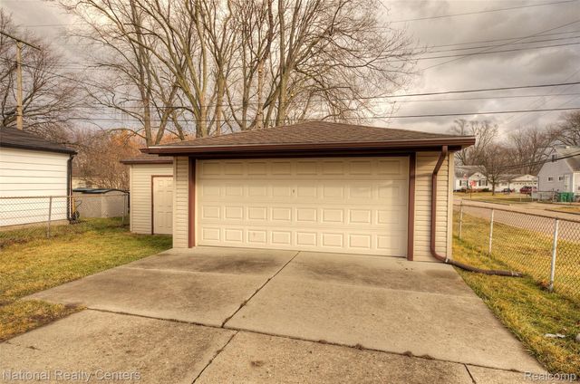 5808 Gilman Street, Garden City, MI 48135