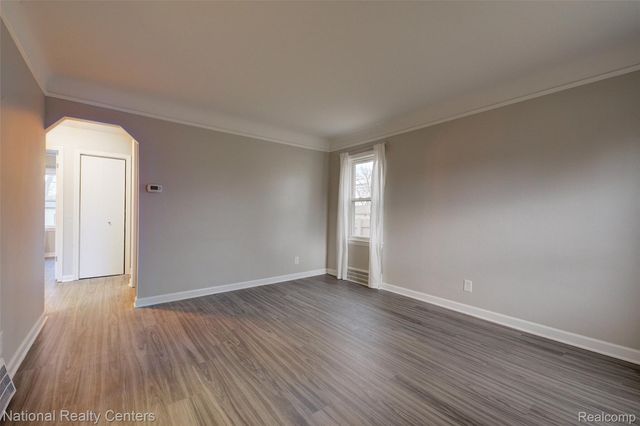 5808 Gilman Street, Garden City, MI 48135