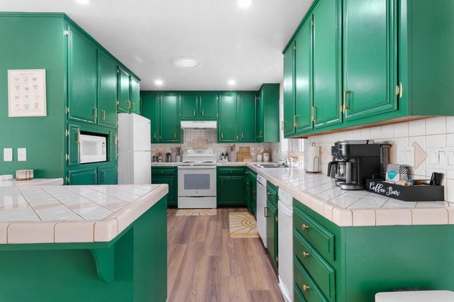 7607 Lucerne Vista Avenue, Yucca Valley, CA 92284