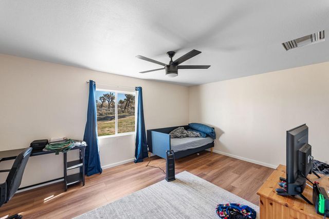 7607 Lucerne Vista Avenue, Yucca Valley, CA 92284