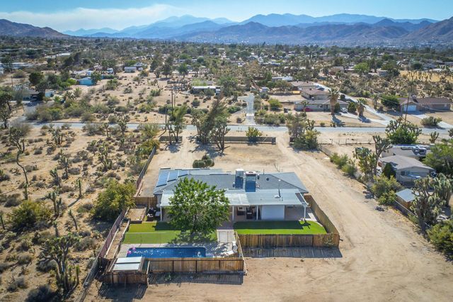 7607 Lucerne Vista Avenue, Yucca Valley, CA 92284