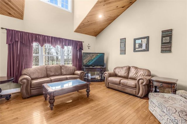 112 Park Road, Benton, MO 63736