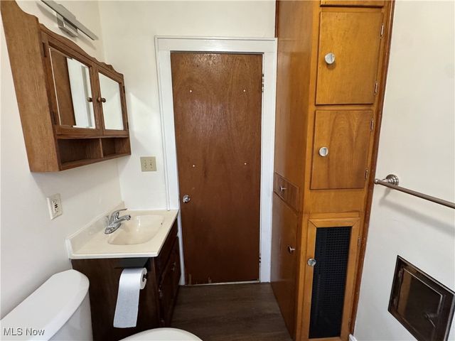 2468 11th Street, Cuyahoga Falls, OH 44221