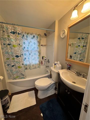 2468 11th Street, Cuyahoga Falls, OH 44221