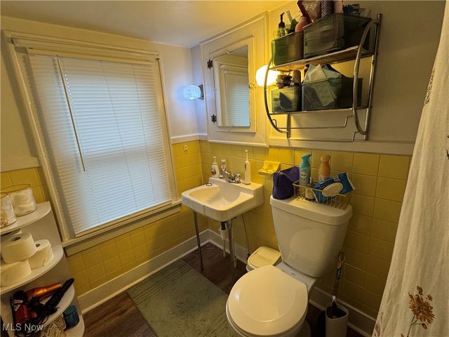 2468 11th Street, Cuyahoga Falls, OH 44221