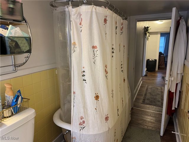 2468 11th Street, Cuyahoga Falls, OH 44221