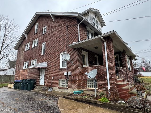 2468 11th Street, Cuyahoga Falls, OH 44221