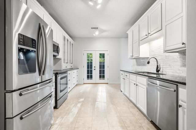 600 Pakis St Apt 19, Hot Springs, AR 71913