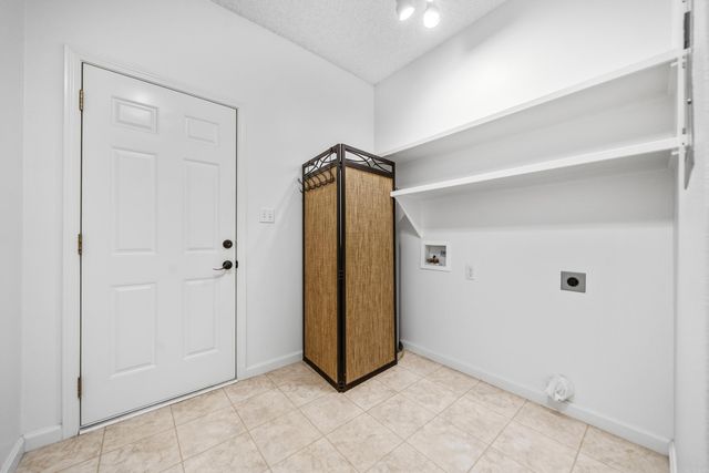 600 Pakis St Apt 19, Hot Springs, AR 71913