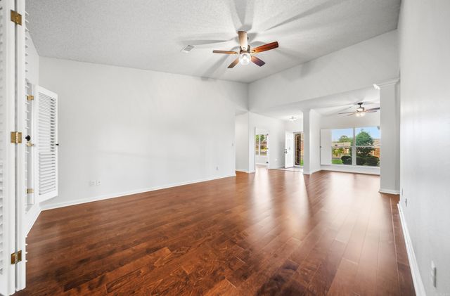 600 Pakis St Apt 19, Hot Springs, AR 71913