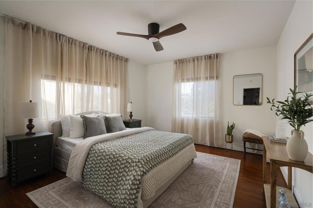 Image 16 of property listing at 3124 Laurel St, San Diego, CA 92104