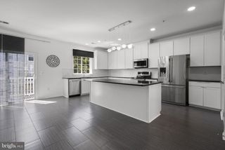14760 MASON CREEK CIR, Woodbridge, VA 22191