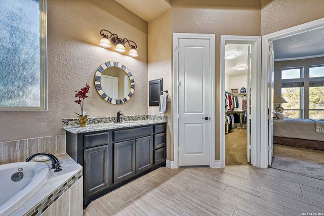 1207 Acquedotto, New Braunfels, TX 78132