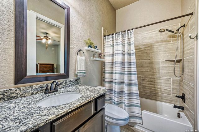 1207 Acquedotto, New Braunfels, TX 78132