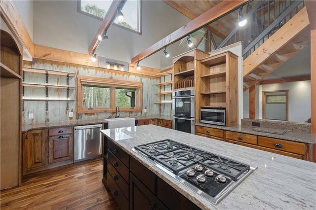 142 Holland Dam Drive, Maysville, GA 30558