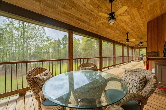 142 Holland Dam Drive, Maysville, GA 30558