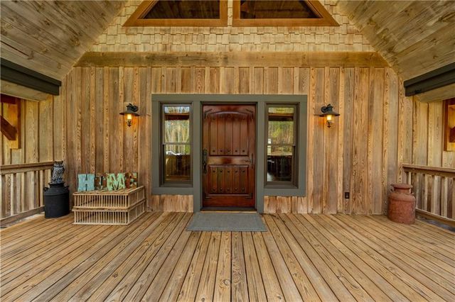 142 Holland Dam Drive, Maysville, GA 30558