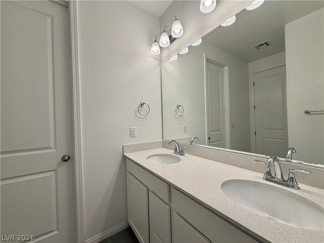 75 Corzine Cliffs Court, Las Vegas, NV 89183