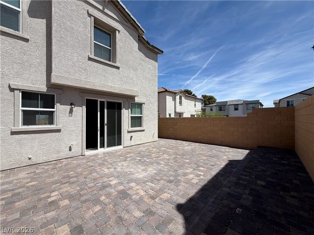 75 Corzine Cliffs Court, Las Vegas, NV 89183