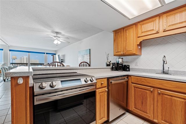 14810 Windward Dr 520, Corpus Christi, TX 78418