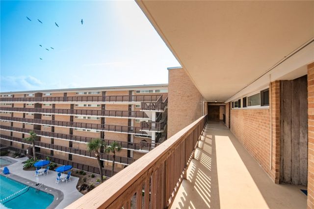 14810 Windward Dr 520, Corpus Christi, TX 78418