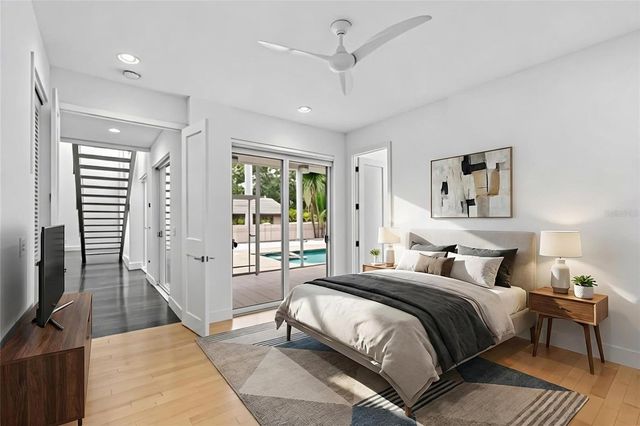 1751 HAWTHORNE STREET, Sarasota, FL 34239