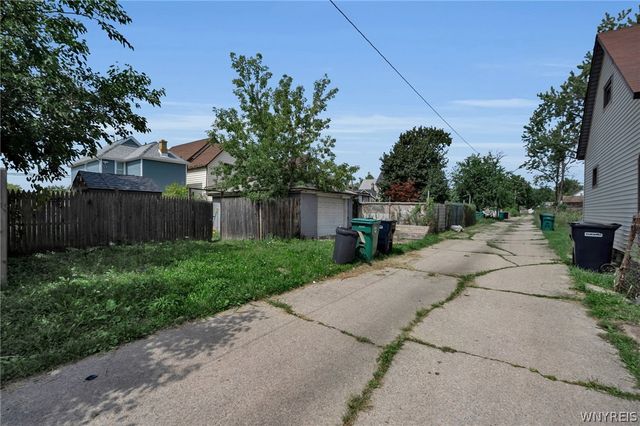 749 19th Street, Niagara Falls, NY 14301