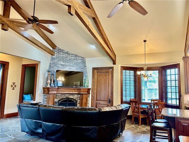 12 Live Oak Lane, Russellville, AR 72801