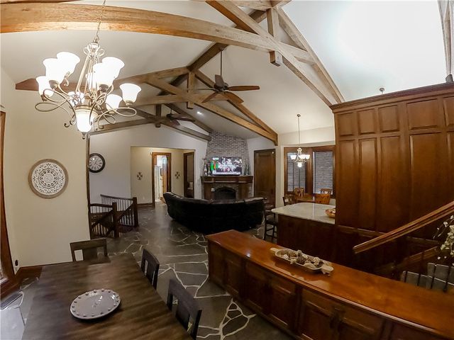 12 Live Oak Lane, Russellville, AR 72801