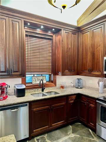 12 Live Oak Lane, Russellville, AR 72801