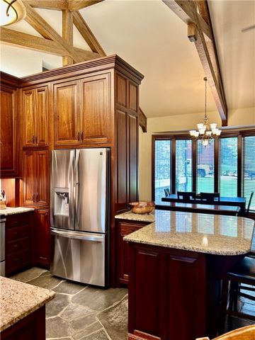 12 Live Oak Lane, Russellville, AR 72801