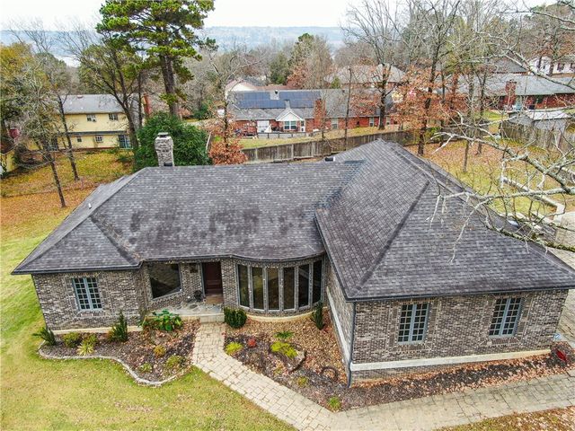 12 Live Oak Lane, Russellville, AR 72801