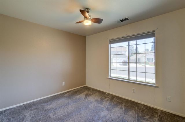 1955 Backowski Avenue, Clovis, CA 93611