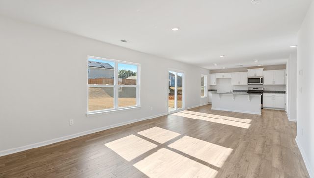 194 Dockside Road, Freeport, FL 32439