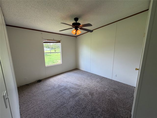 104 Hill Top Court, Springtown, TX 76082
