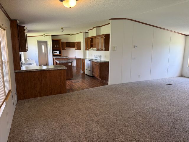 104 Hill Top Court, Springtown, TX 76082