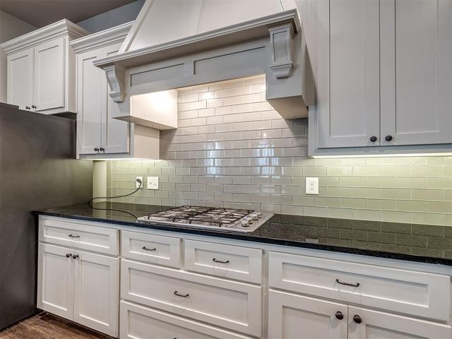 1800 NW 198th Street, Edmond, OK 73012