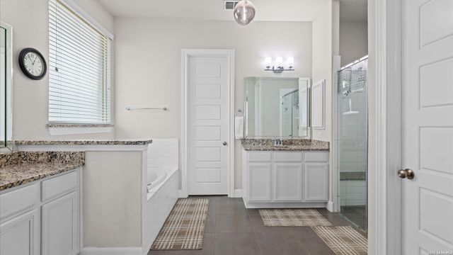 303 CANYON VIEW RUN, San Antonio, TX 78258