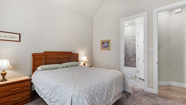 303 CANYON VIEW RUN, San Antonio, TX 78258